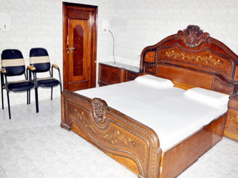 Grg Shanti Guest House Varanasi Near Manikarnika Ghat 외부 사진